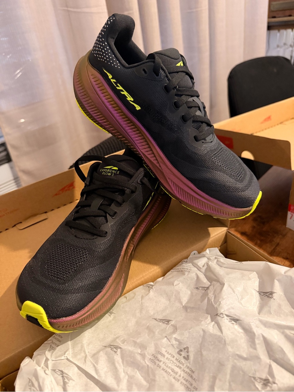 Altra women’s experience flow 3